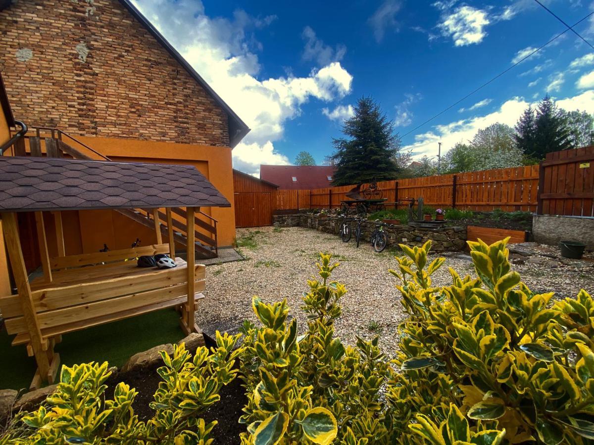 Ubytovani Smrk Nove Mesto pod Smrkem Exterior photo