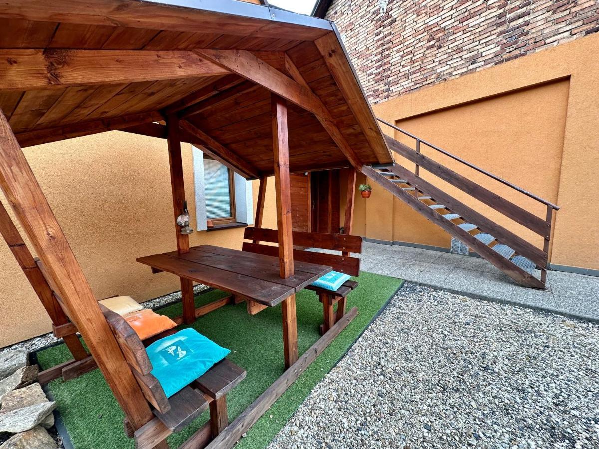Ubytovani Smrk Nove Mesto pod Smrkem Exterior photo